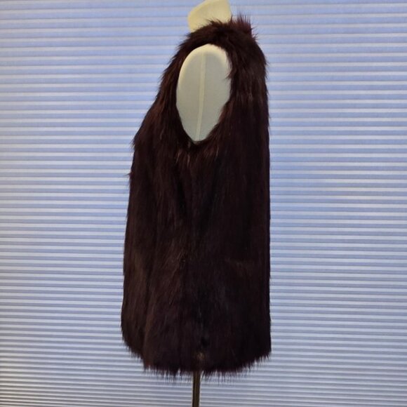 Burgundy Faux Fur Vest by REBA ~ NWOT - Picture 6 of 10